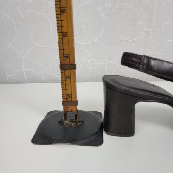 Bass Womens‎ Shoes Size 8.5 Brown Y2K Block Heel Sling Back Closed Square Toe - Picture 9 of 9